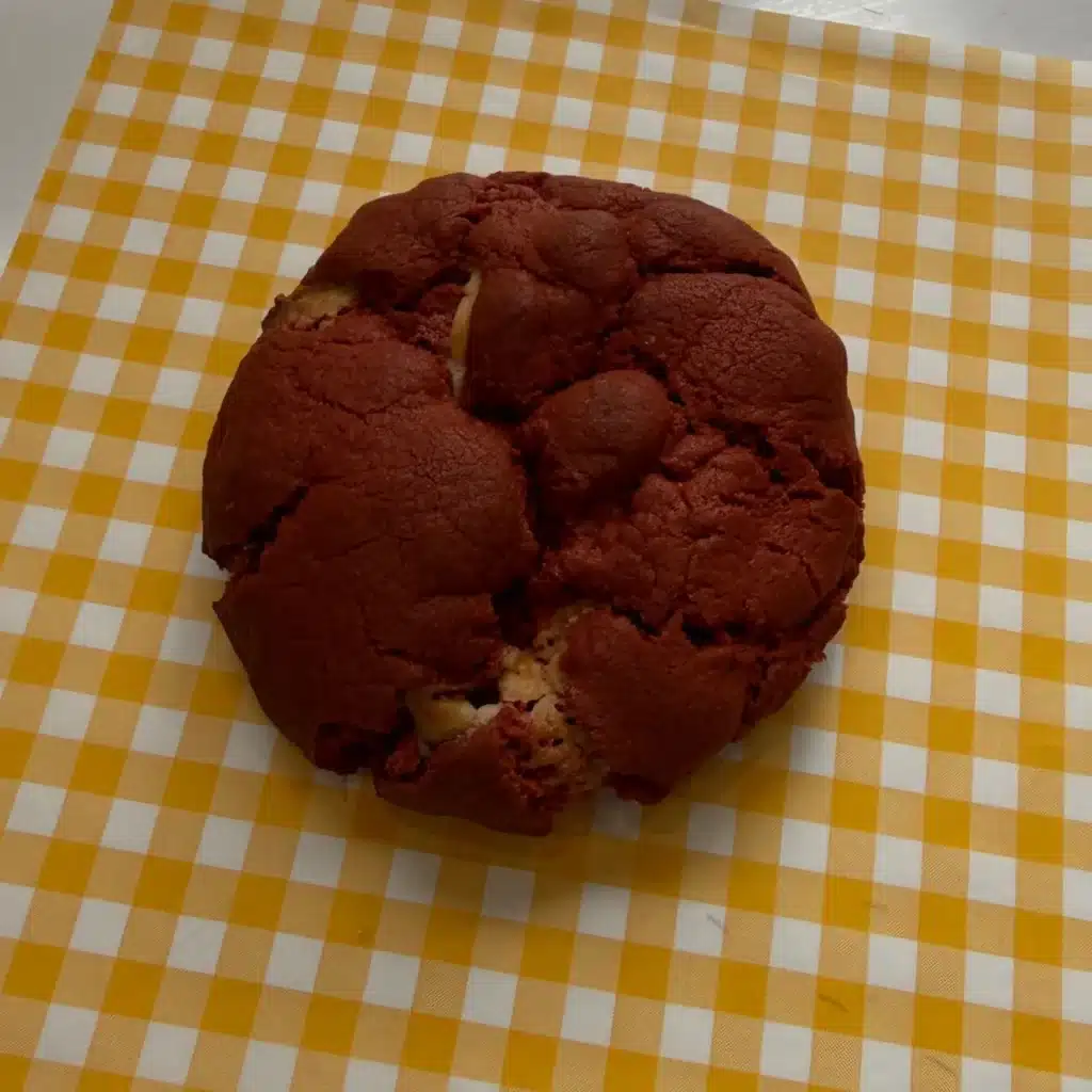 Cookie NY Red velvet de El Ratón Repostero, repostería en Valladolid